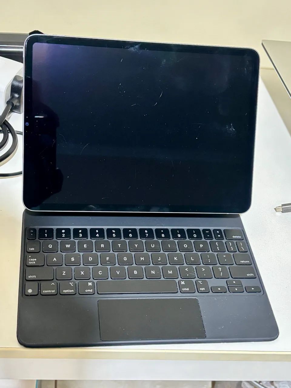 COMBO iPad Pro 11 polegadas + case teclado original + caneta  - Foto 4