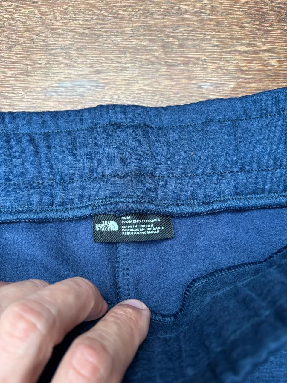 Calça moletom North face azul - Foto 2