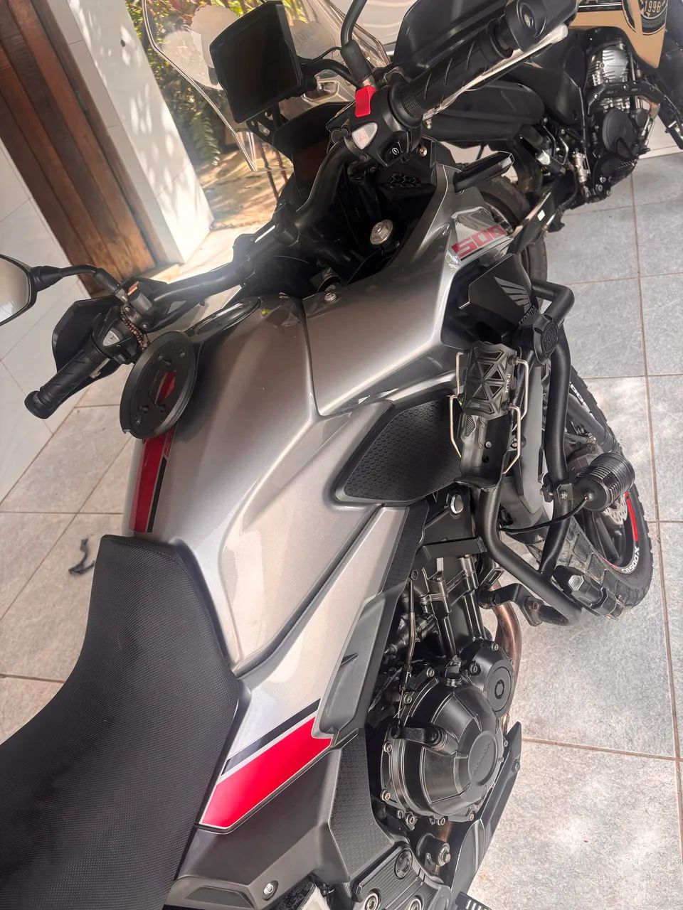 Moto impecável , pronta para viajar  - Foto 5