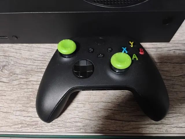 Xbox Séries S Carbon Black 1TB - Foto 3