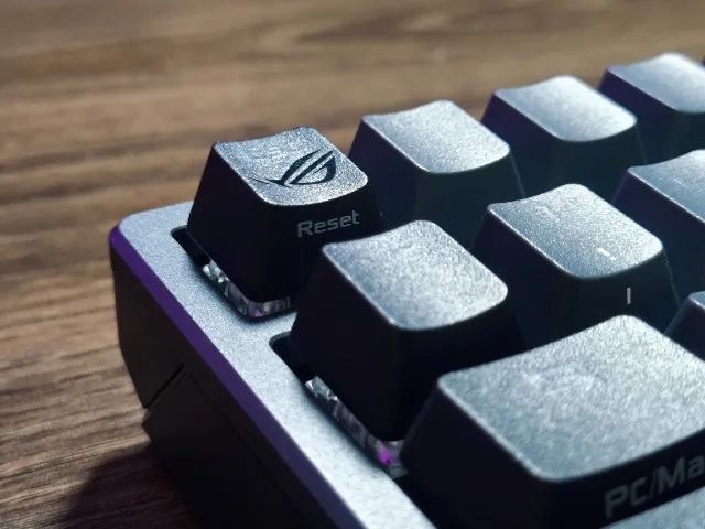 Teclado Asus ROG Azoth + Harpe Ace Aimlabs - Foto 5