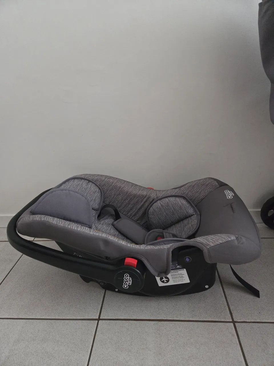 Carrinho de bebê + bebê conforto