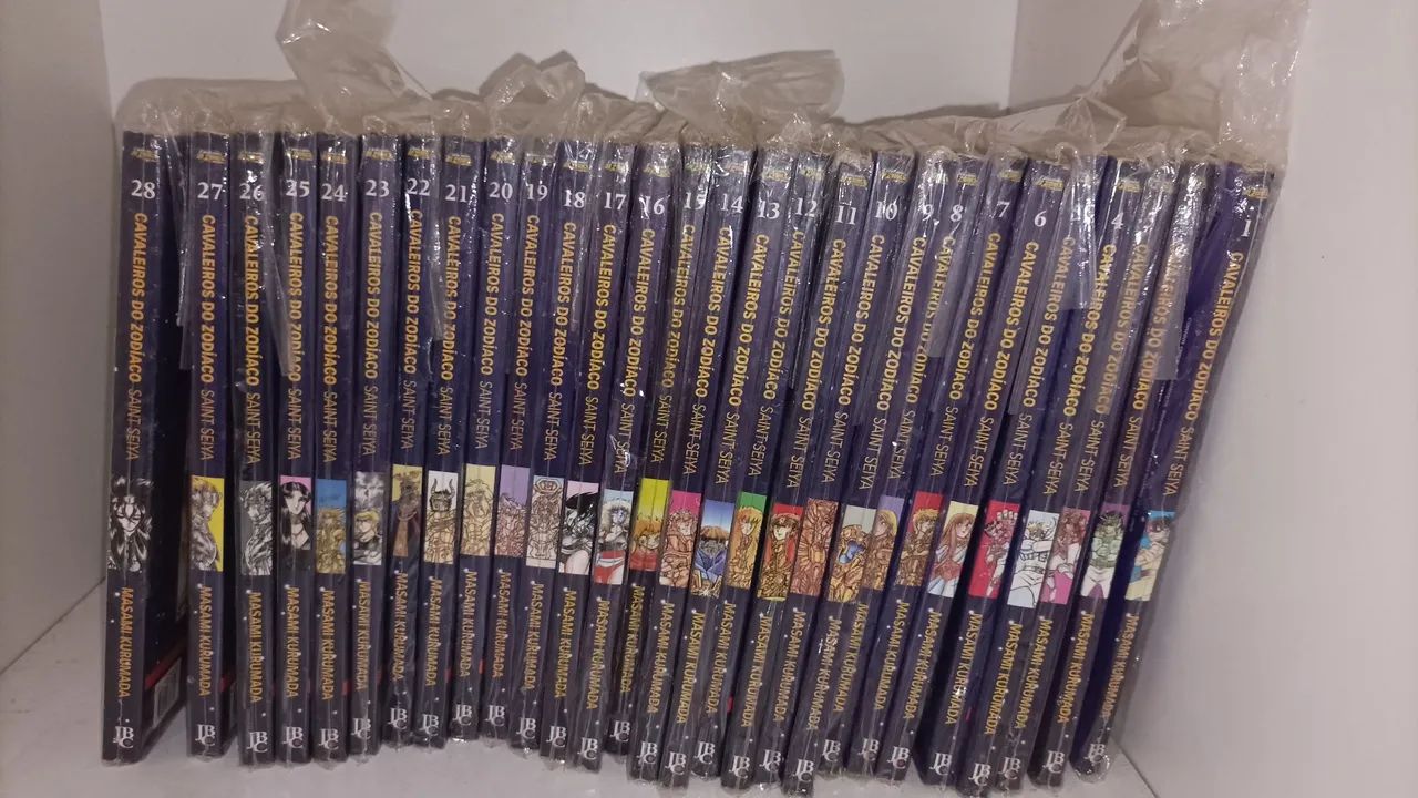 LOTE MANGÁS CAVALEIROS DO ZODÍACO COMPLETO 1-28 - Livros e