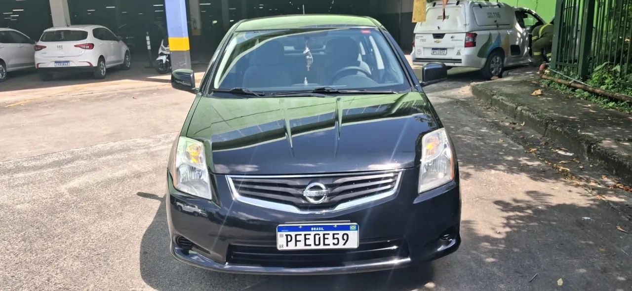 Nissan Sentra Sentra 2.0/ 2.0 Flex Fuel 16V Aut. 2011