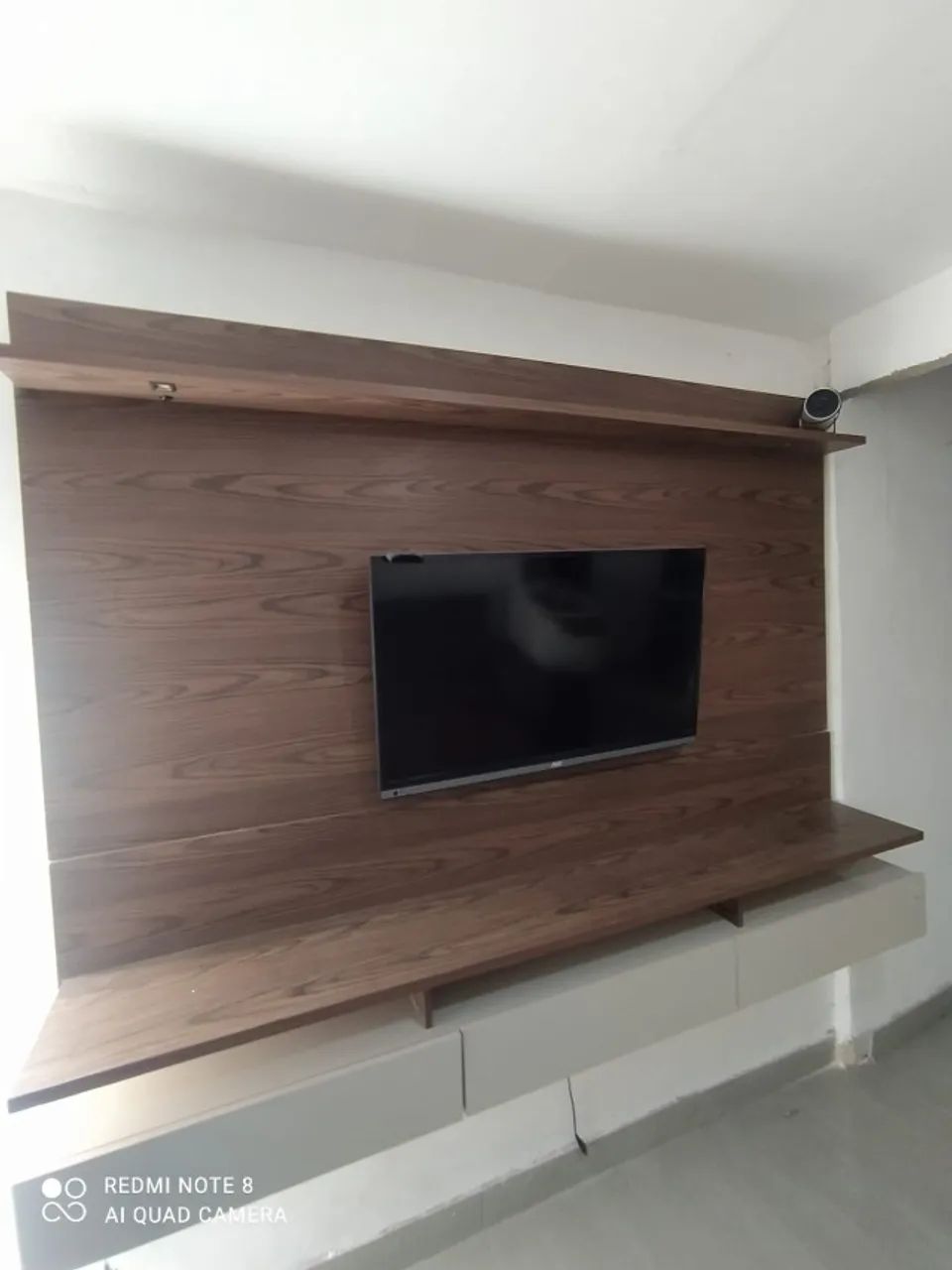 PAINEL DE TV 60 POLEGADAS