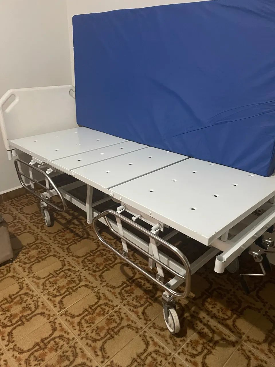 Cama hospitalar  - Foto 3