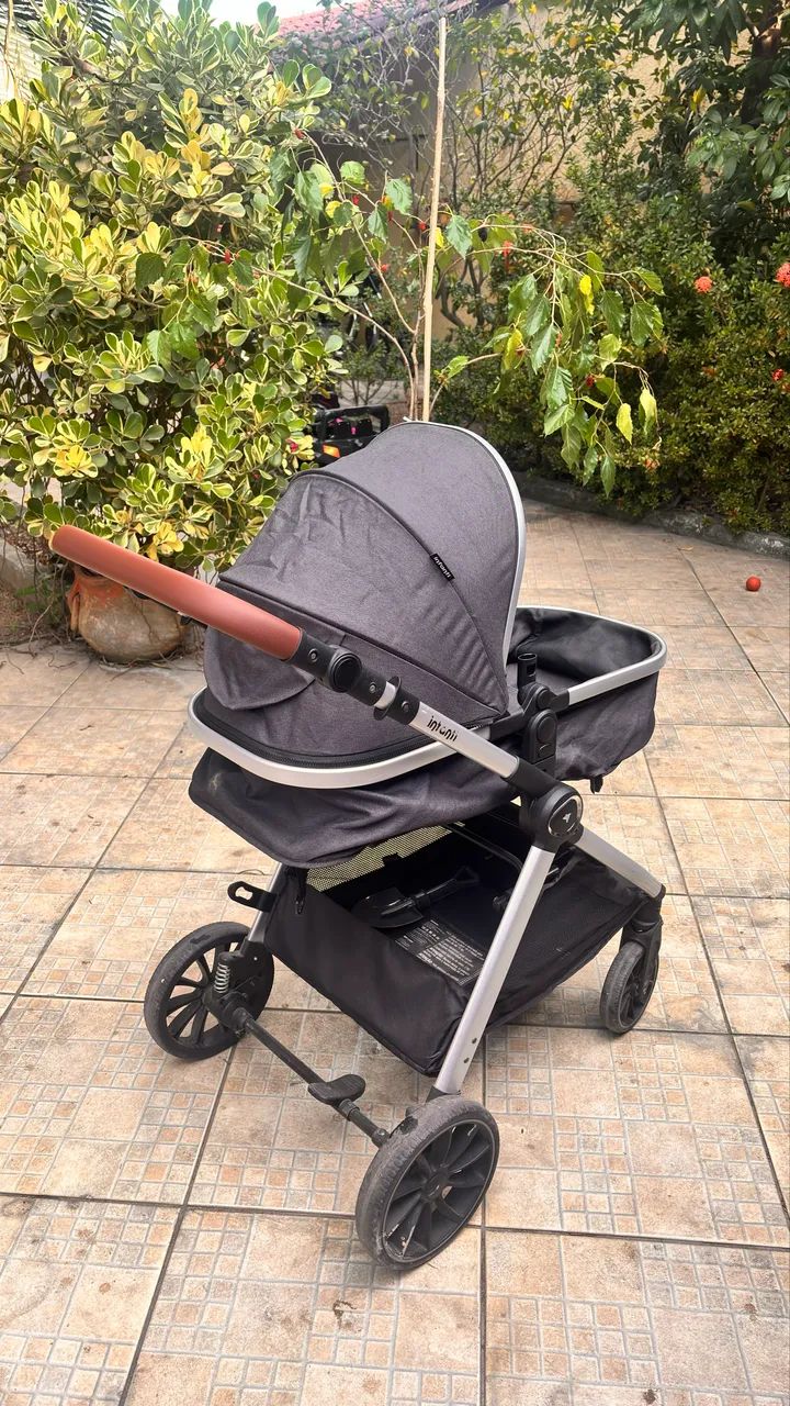 Carrinho de Bebê com bebê conforto - Romanzo  - Foto 2