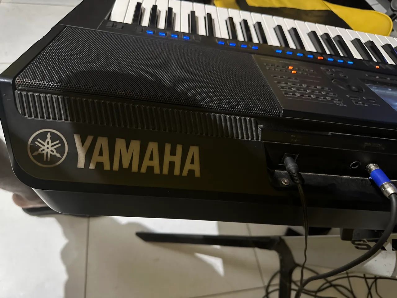 Vendo teclado SX 700