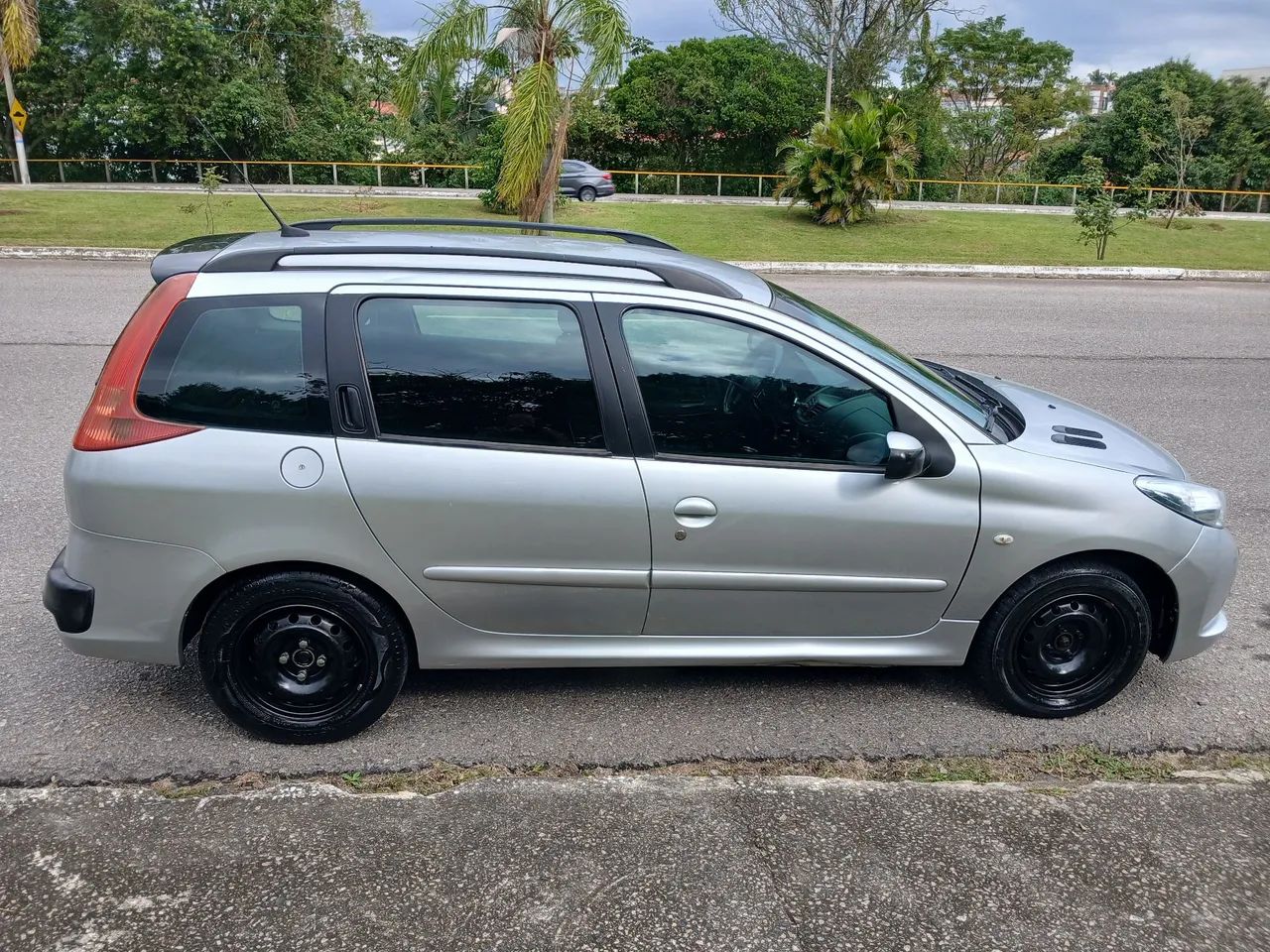 Peugeot 207 2009