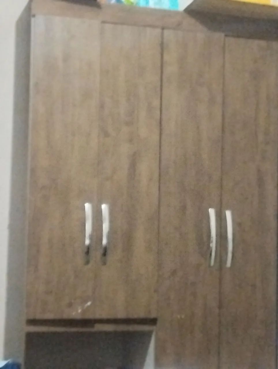 Vendo um guarda roupas 