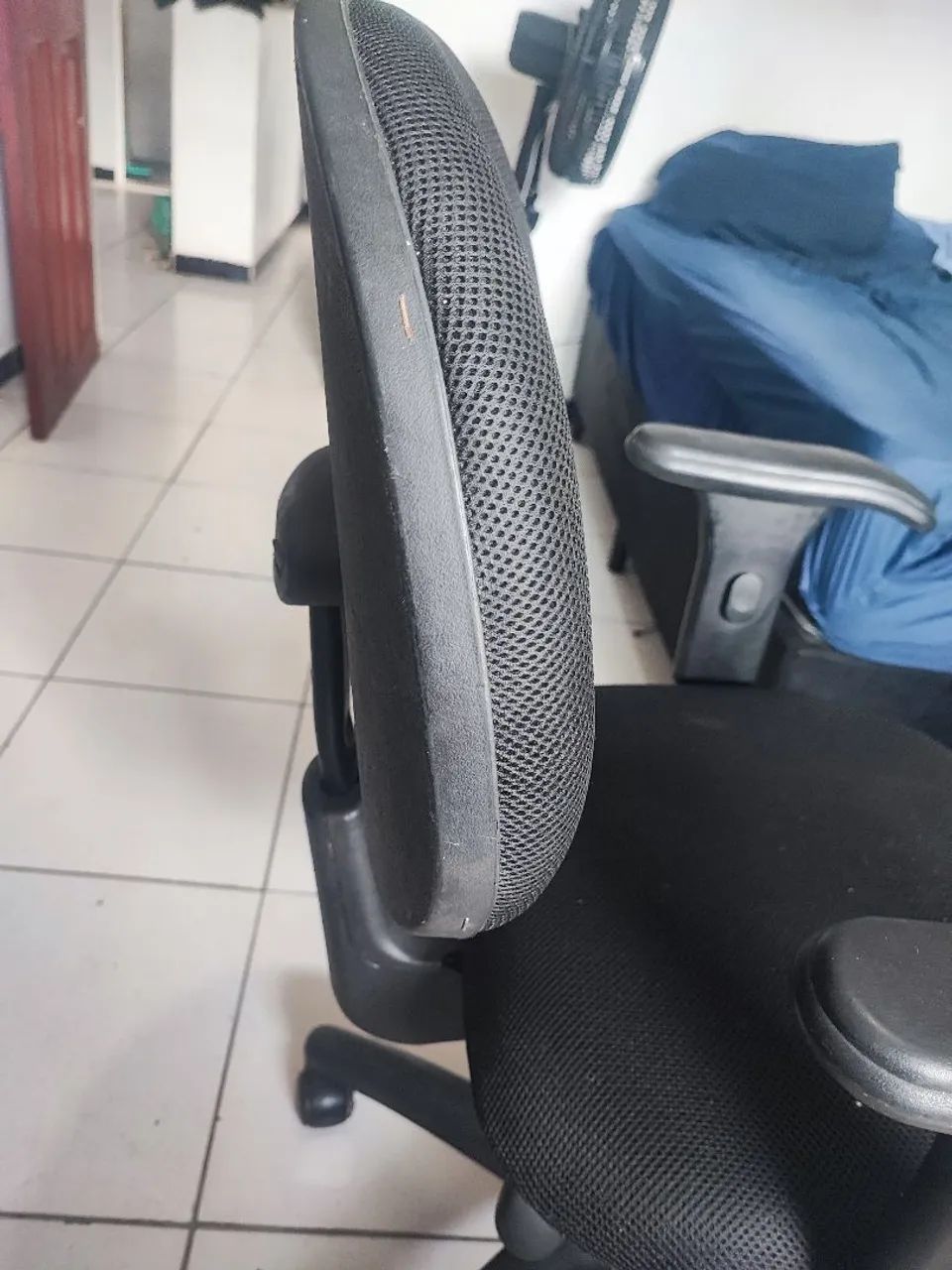 Cadeira de escritório  - Foto 5