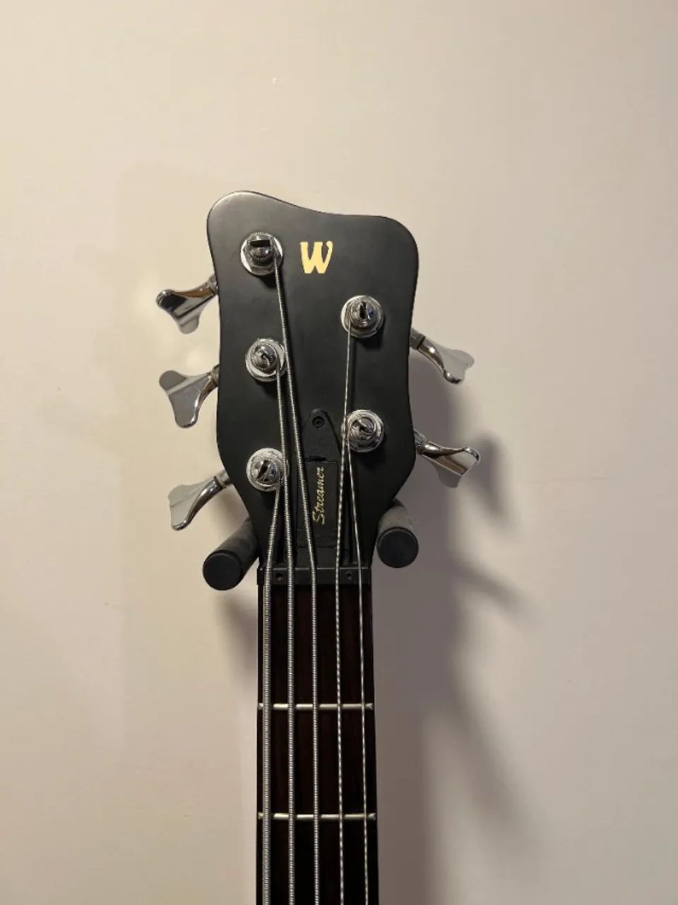Contrabaixo Warwick Streamer 5 Cordas - Instrumentos musicais