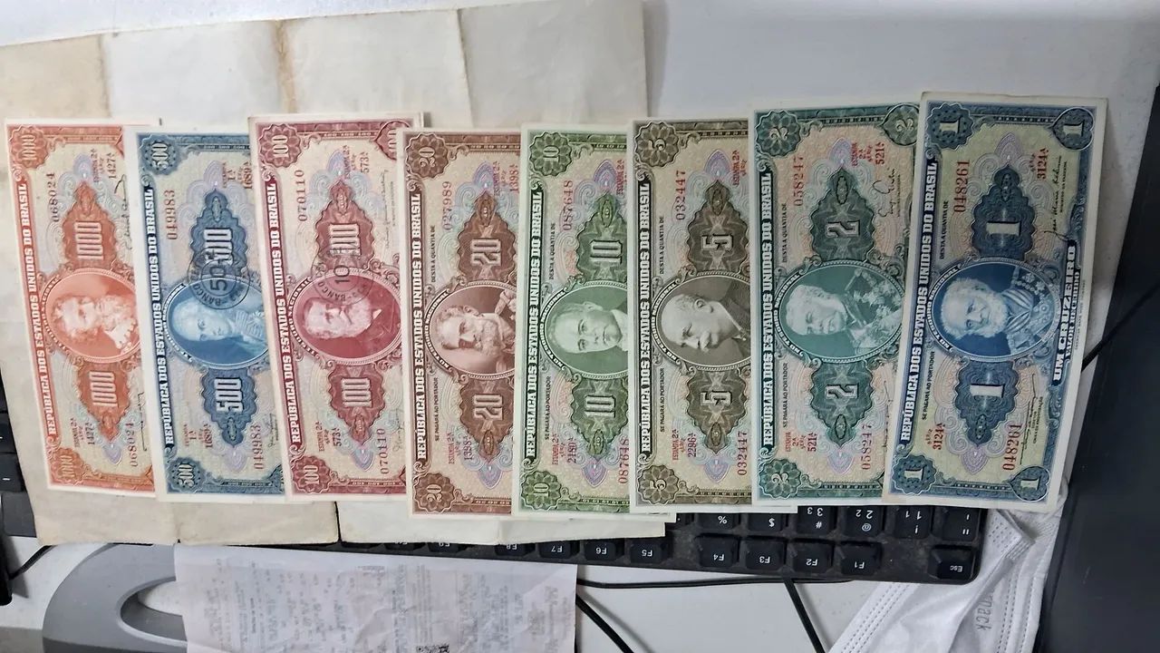 Notas antigas sem uso coleção 500 reais