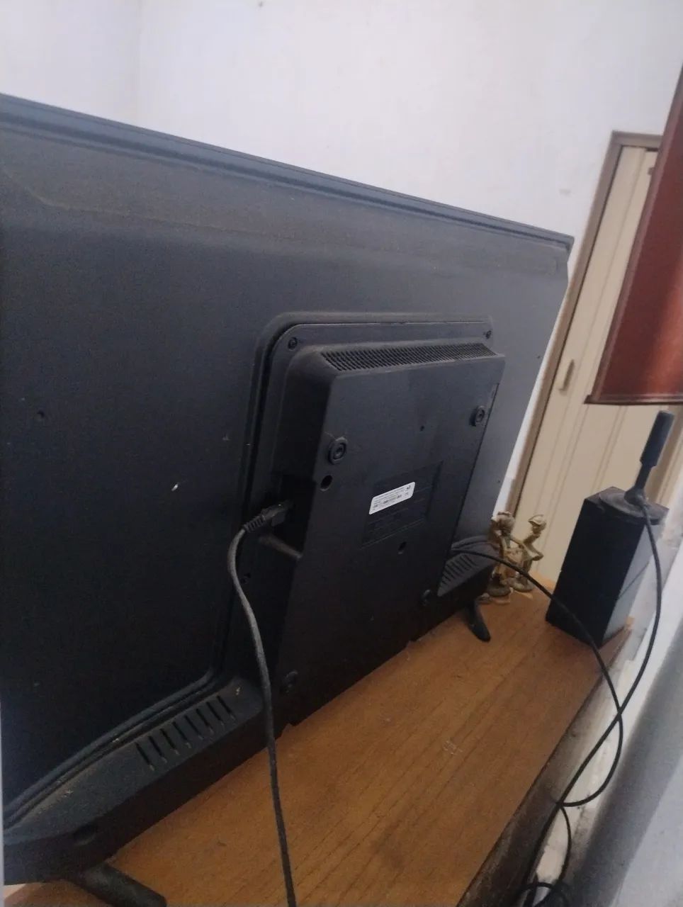 Televisão smart Philco Roku TV 32 Polegadas LER DESCRIÇÃO  - Foto 2