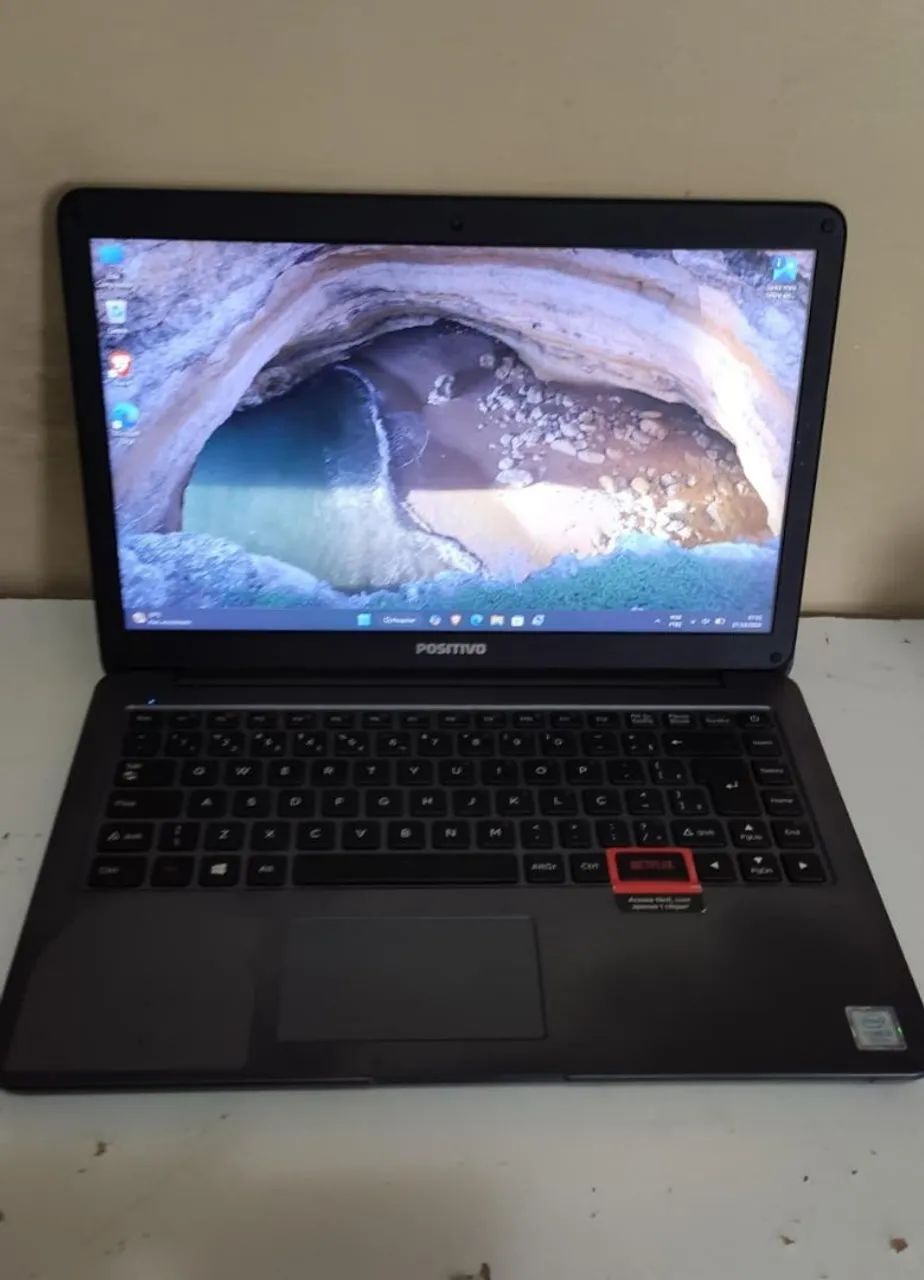 Notebook Positivo Core i3 Oitava Geração 
