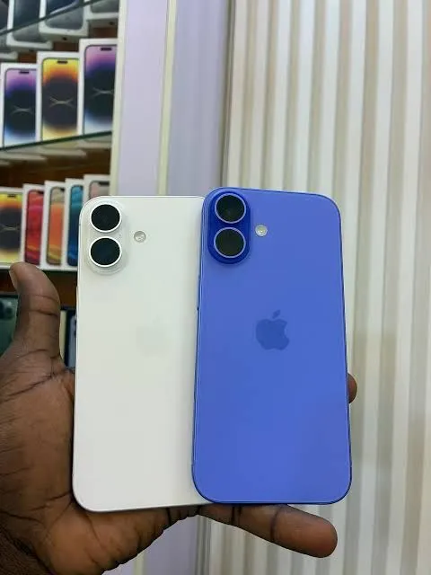 Iphone 15 Plus 128/GB Azul Tela Grande Bateria que Dura o Dia Todo