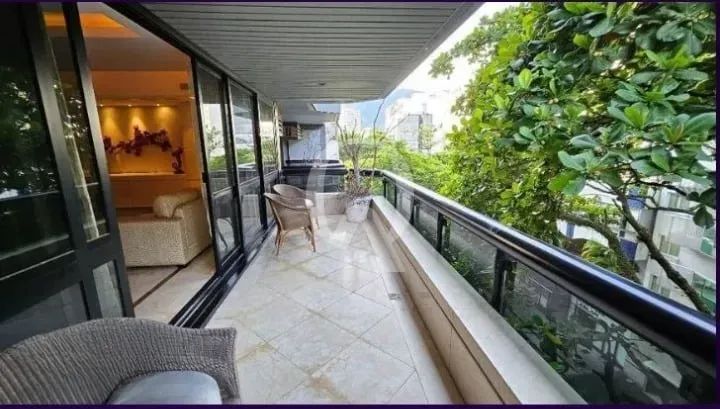 Apartamento no Leblon com 4 Quartos (2 suítes) - Foto 3