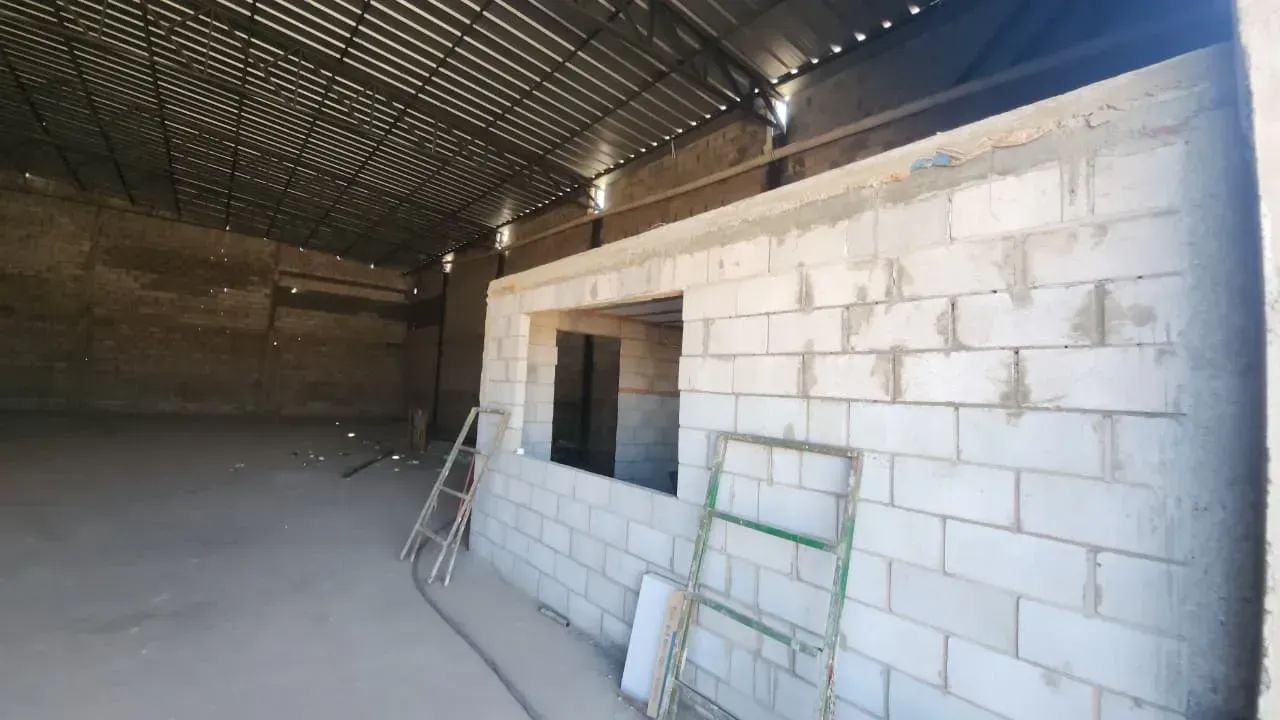 Alugo barracão com 750m² no Pedra 90 - Cuiabá - Mato Grosso - Foto 5