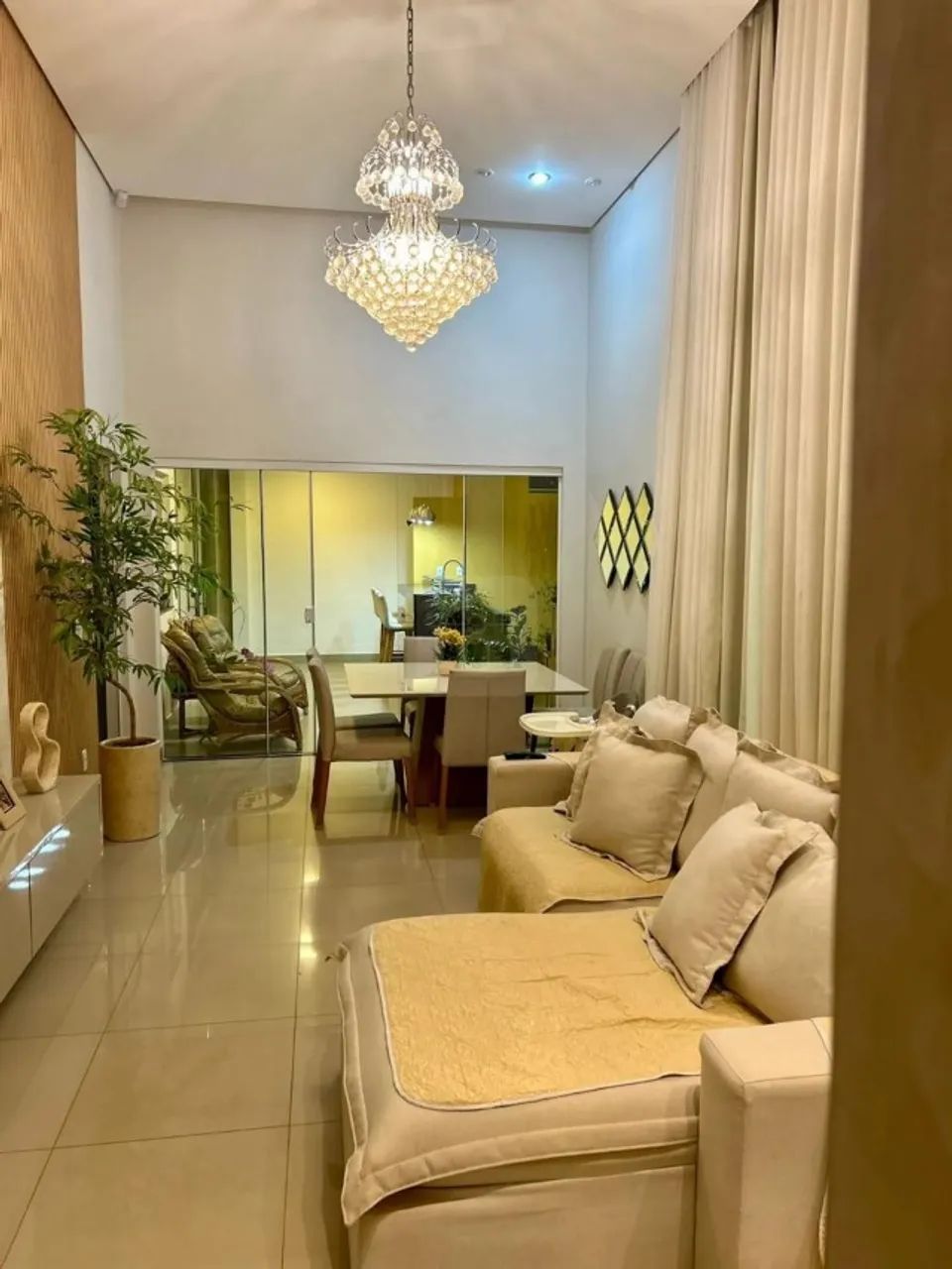 Sofá em linho, moderno - super confortável e elegante