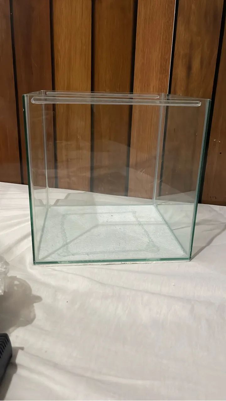 Aquário cubo 28 litros  - Foto 2