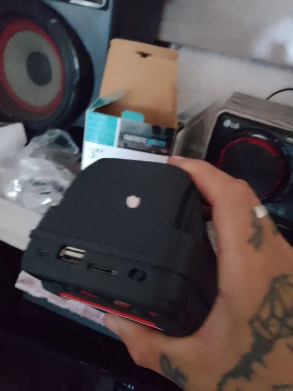 Caixa de som speaker bluetooth cartão de memória e pen drive  - Foto 3