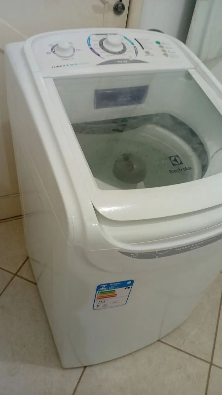 Máquina de lavar roupas Electrolux 10kg revisada com garantia entrega grátis  ! - Foto 4