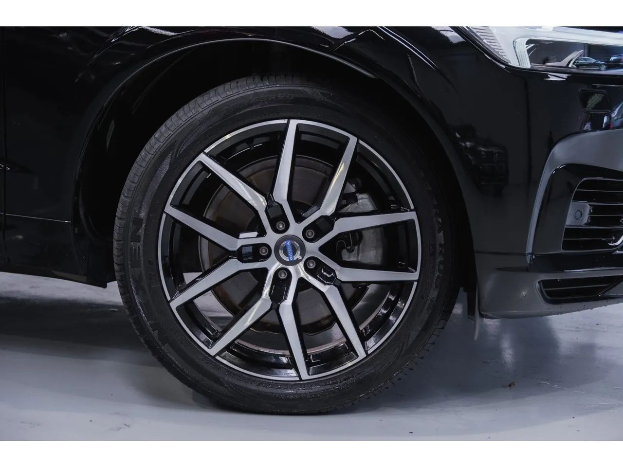 Volvo XC 60 3.0 AWD 5p, foto 13 de 14