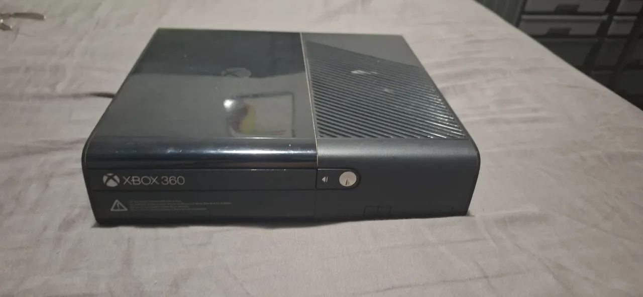Xbox 360 com acessorios - Foto 4