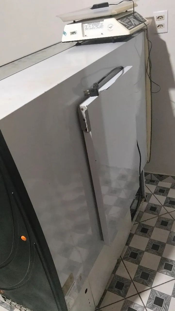 VENDO UM EXPOSITOR REFRIGERADO  - Foto 5