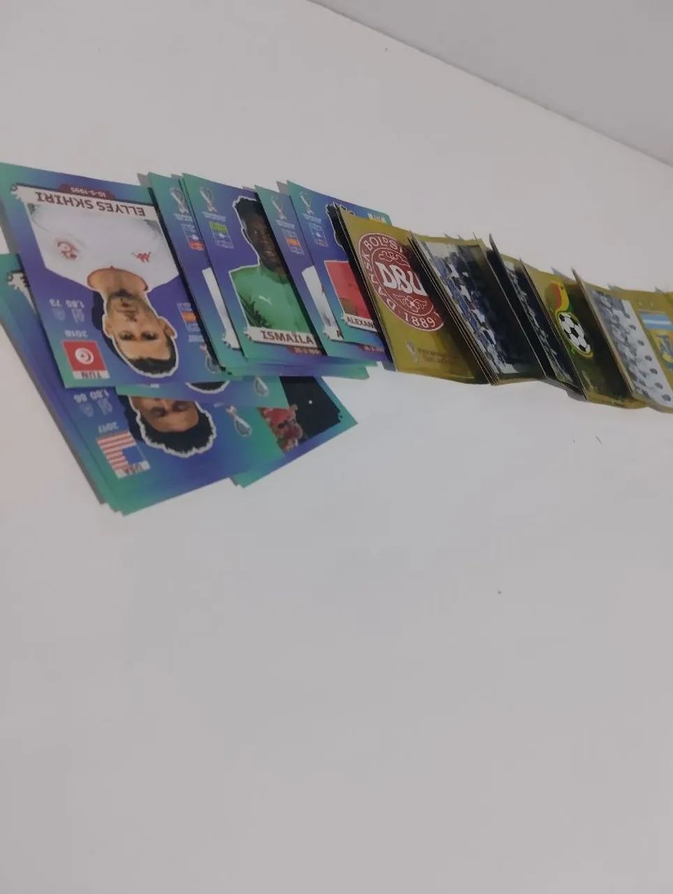 FIGURINHAS originais da copa 2022 raras!!! - Foto 2