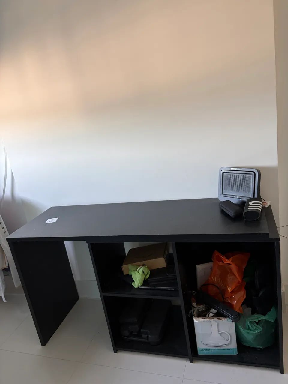 Mesa de escritório / rack 