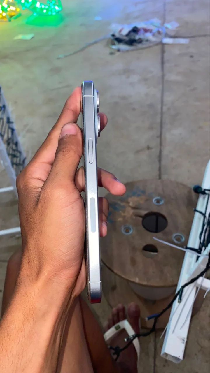 iPhone 15 pro Marx  - Foto 4