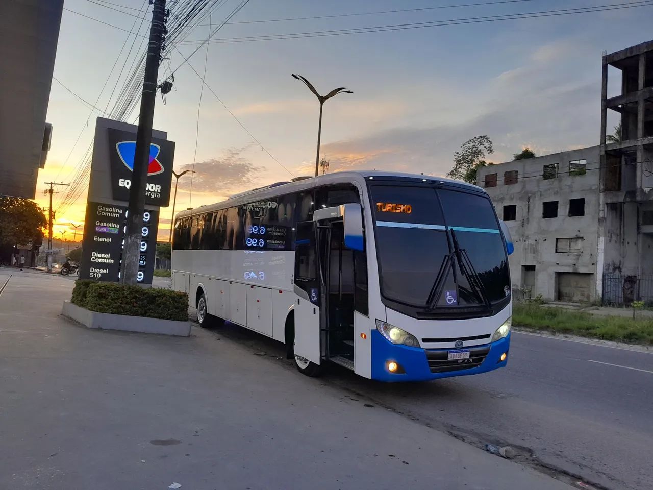 Ônibus 