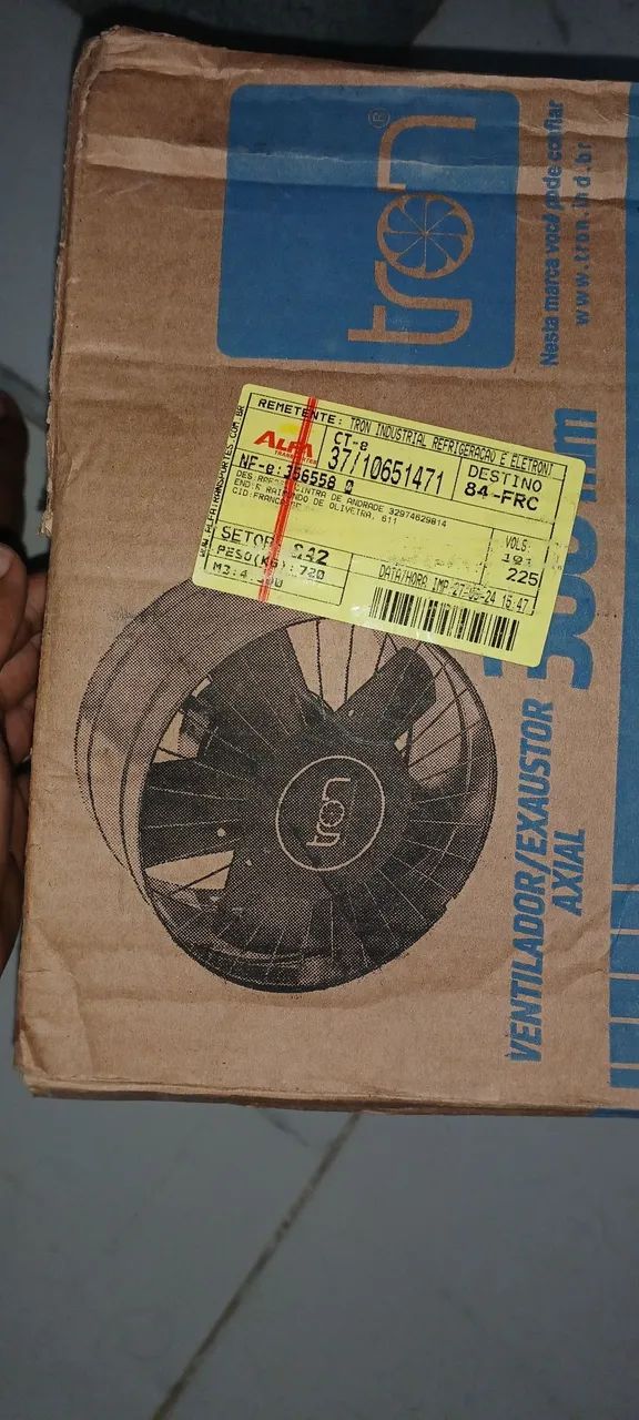Exaustor  e ventilador Tron comercial 30 cm  - Foto 2