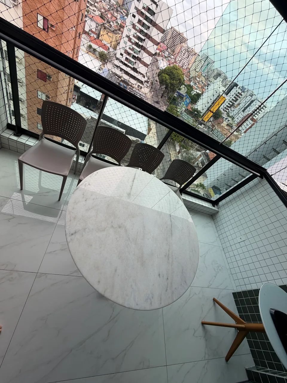 Mesa e cadeiras - Foto 2