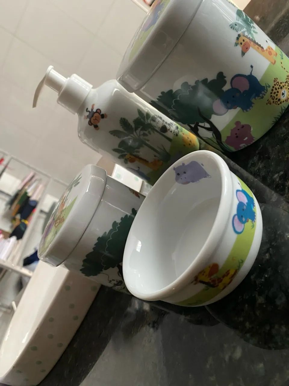 Kit Higiene Bebê porcelana  - Foto 3
