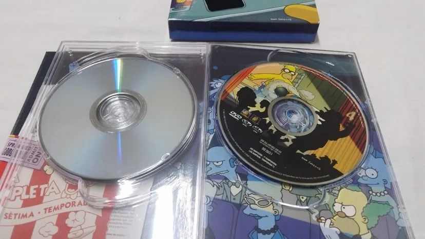 DVD Box Quadruplo Os Simpsons - A 7ª Temporada Completa - Edição Para Colecionador (23955) - Foto 6