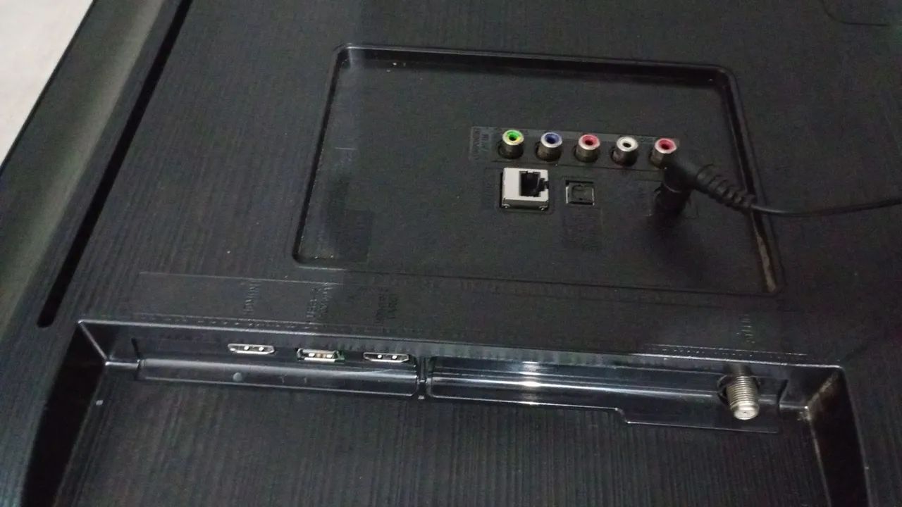 TV SAMSUNG SMART 32 - Foto 3
