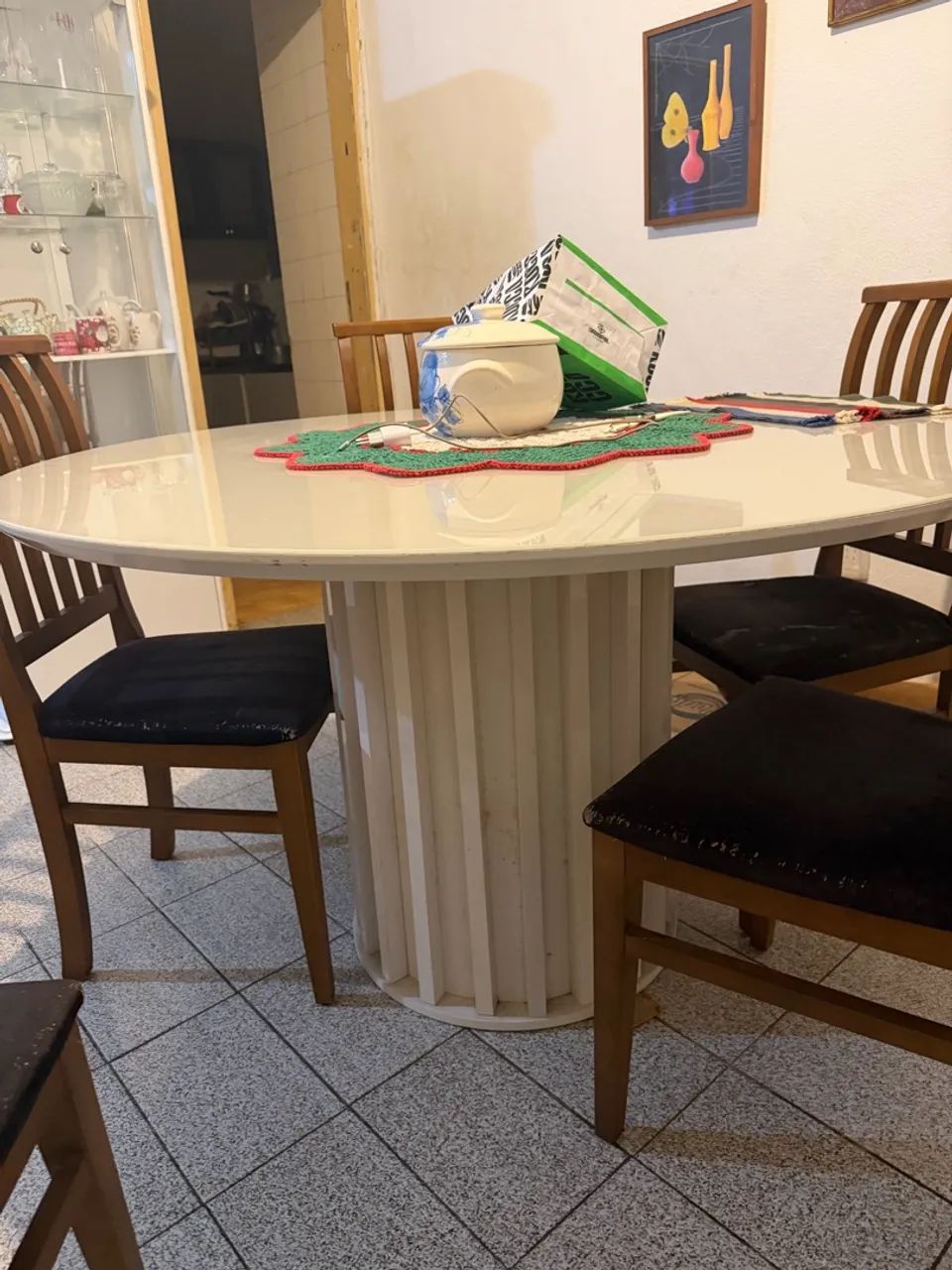Vendo mesa de jantar 