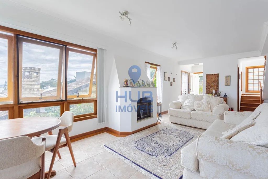 Casa 3 Dormitórios para venda em Florianópolis - SC