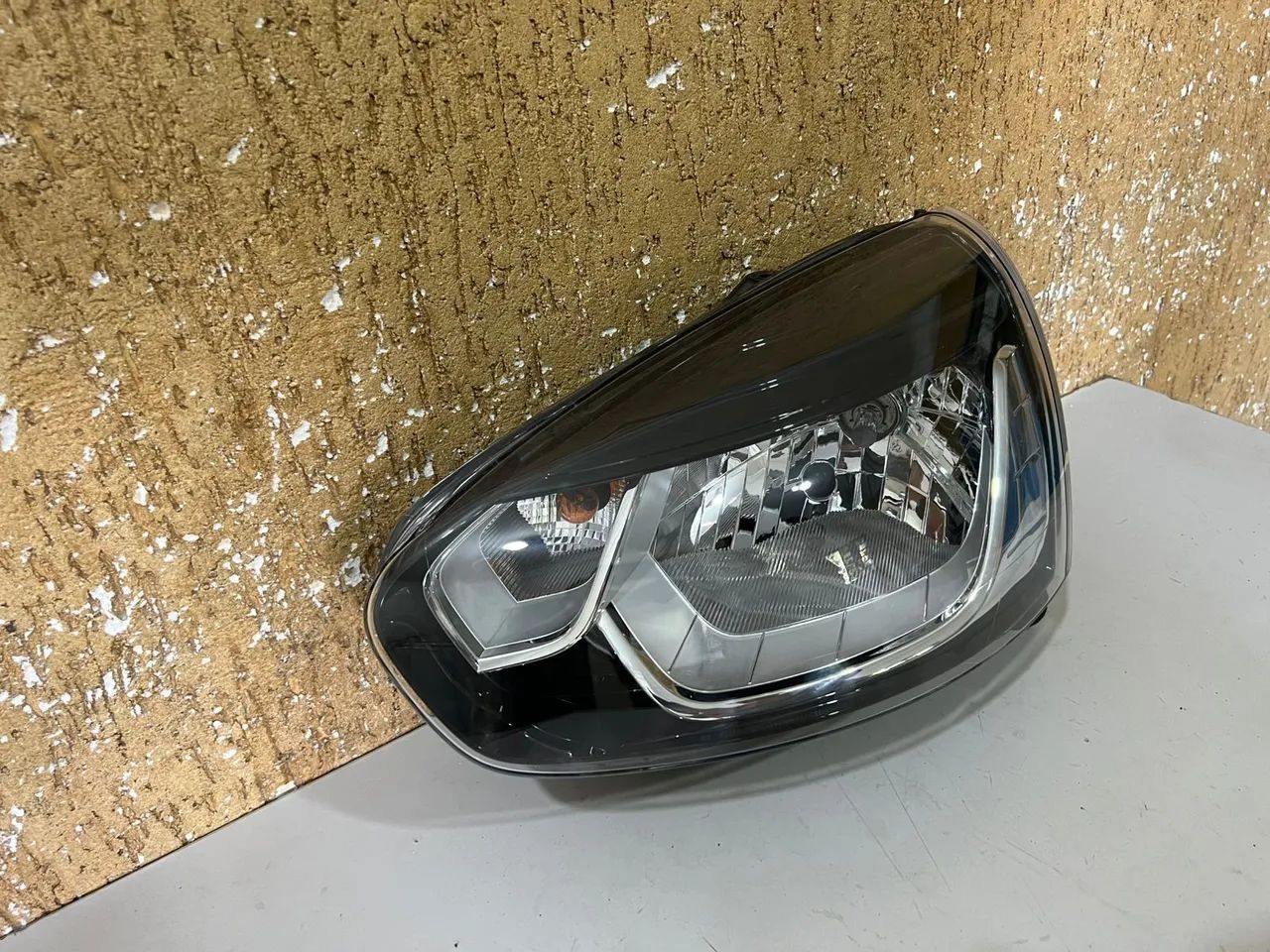 Farol esquerdo Clio 2013/2014/2015/2016/2017 - Foto 2