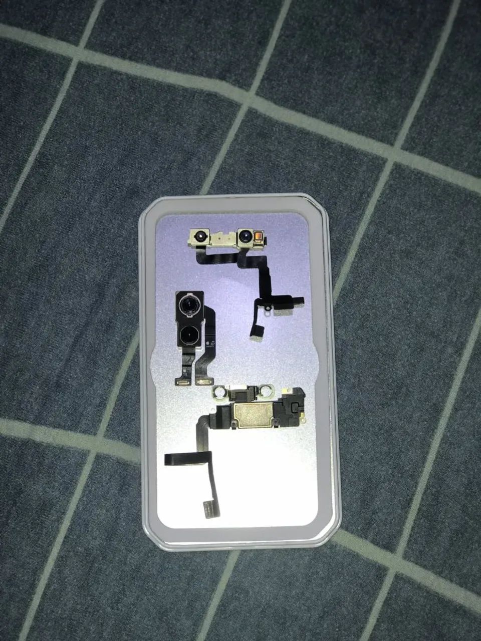 Câmeras e Auricular IPHONE 11