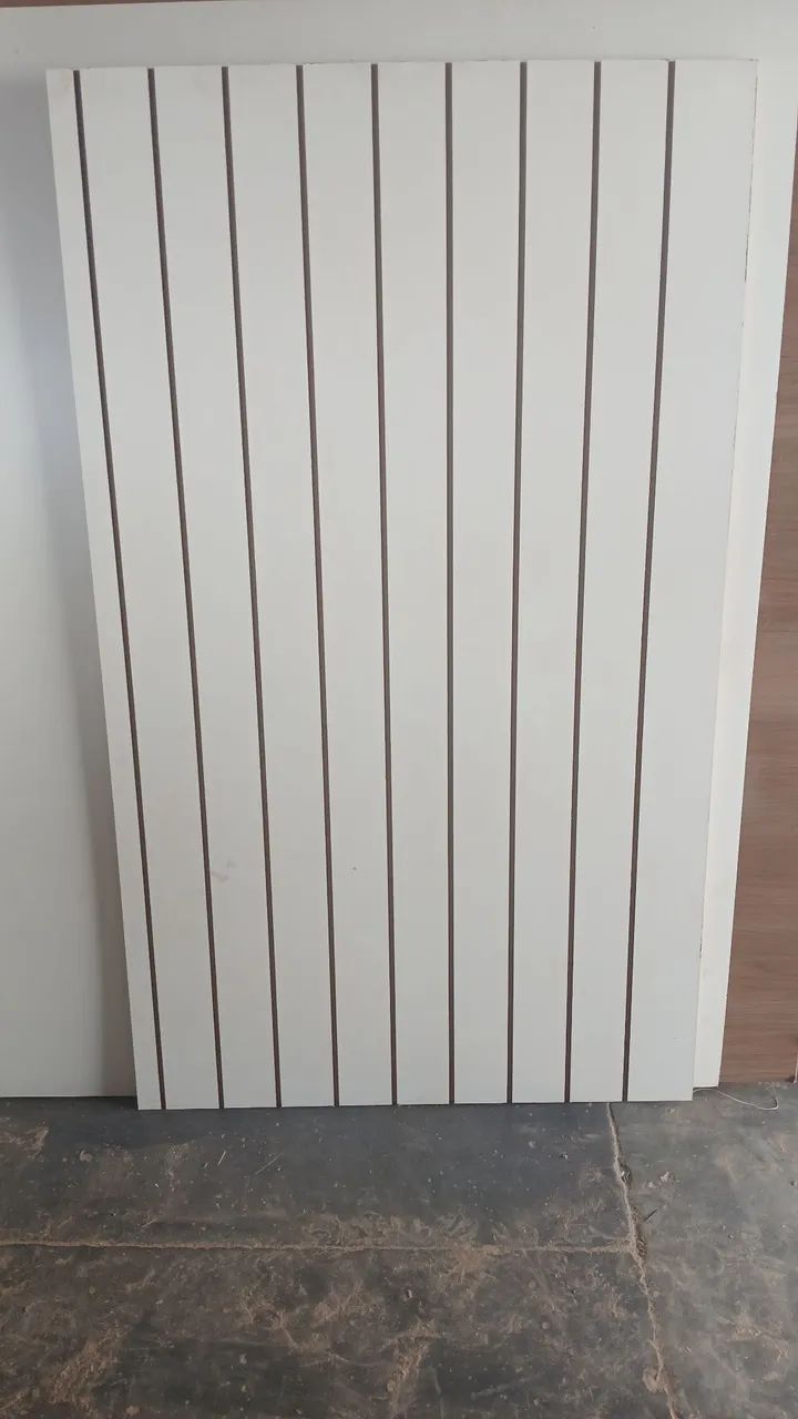 Painel expositor  canaletado pra ganchos 155x124 cm preço só segunda 