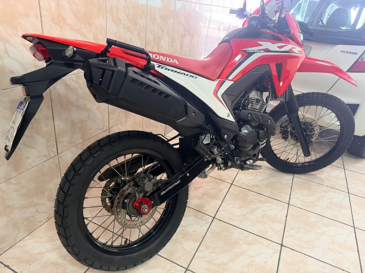 Vendo Tornado 300 - Foto 2