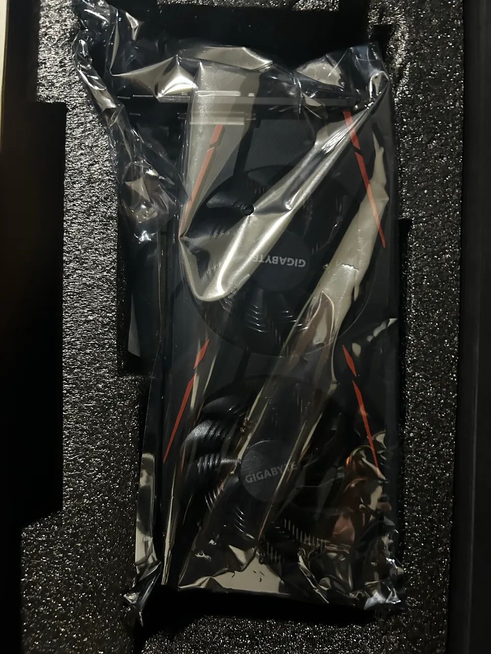 Placa de Video Rx570 Gigabyte  - Foto 2