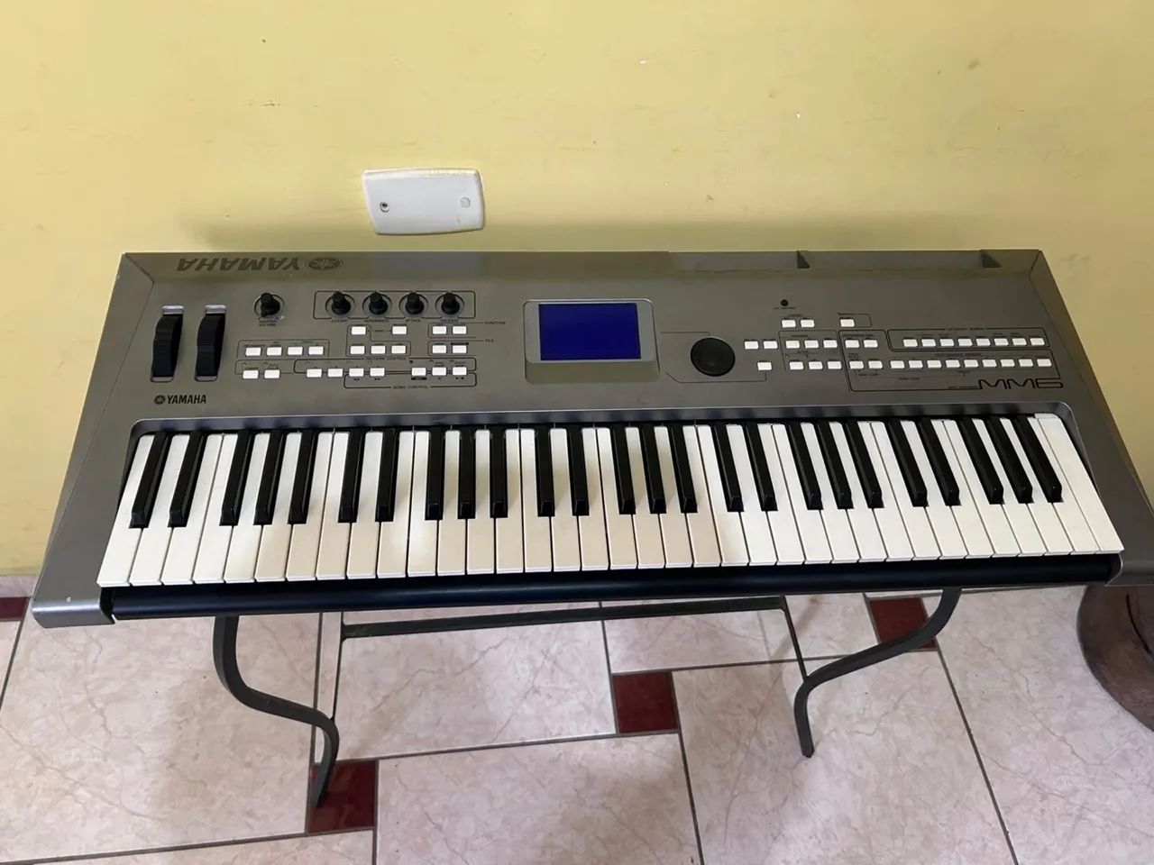 Teclado yamaha mm6  - Foto 3