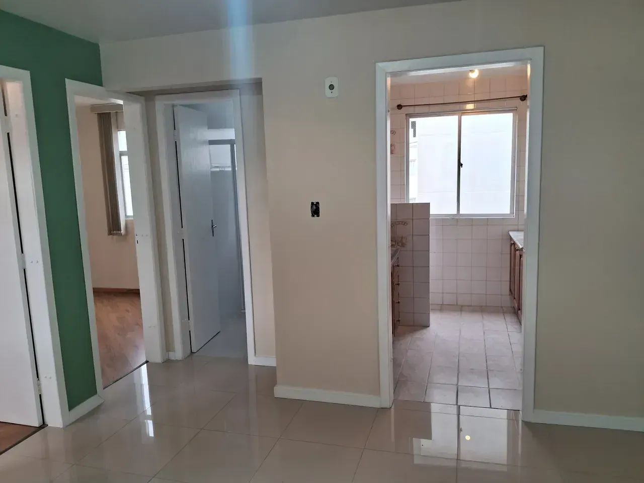 Apartamento 2 Quartos - Uberaba - Curitiba - PR - Foto 5