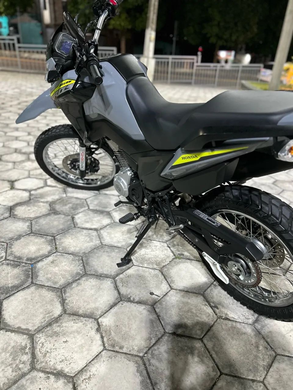 Bros 2026 ABS - Foto 2