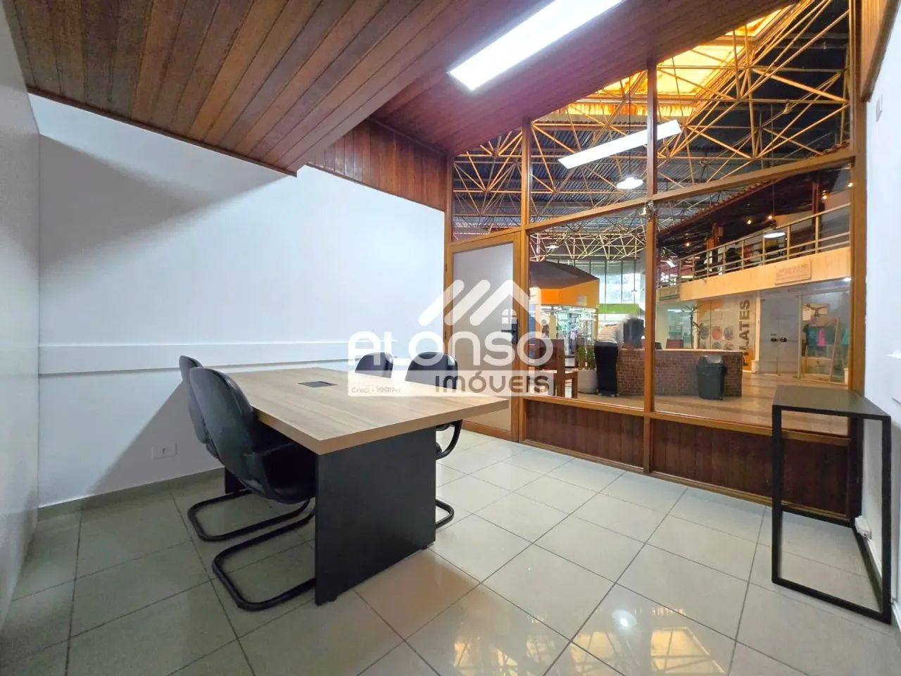 SALA COMERCIAL NO SMALL CENTER LABITARE
