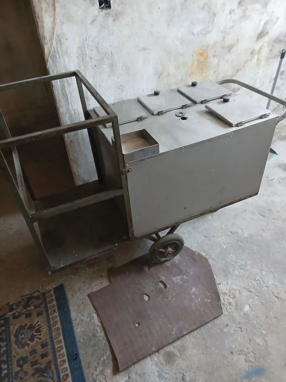carrinho  de cachorro  quente  - Foto 2